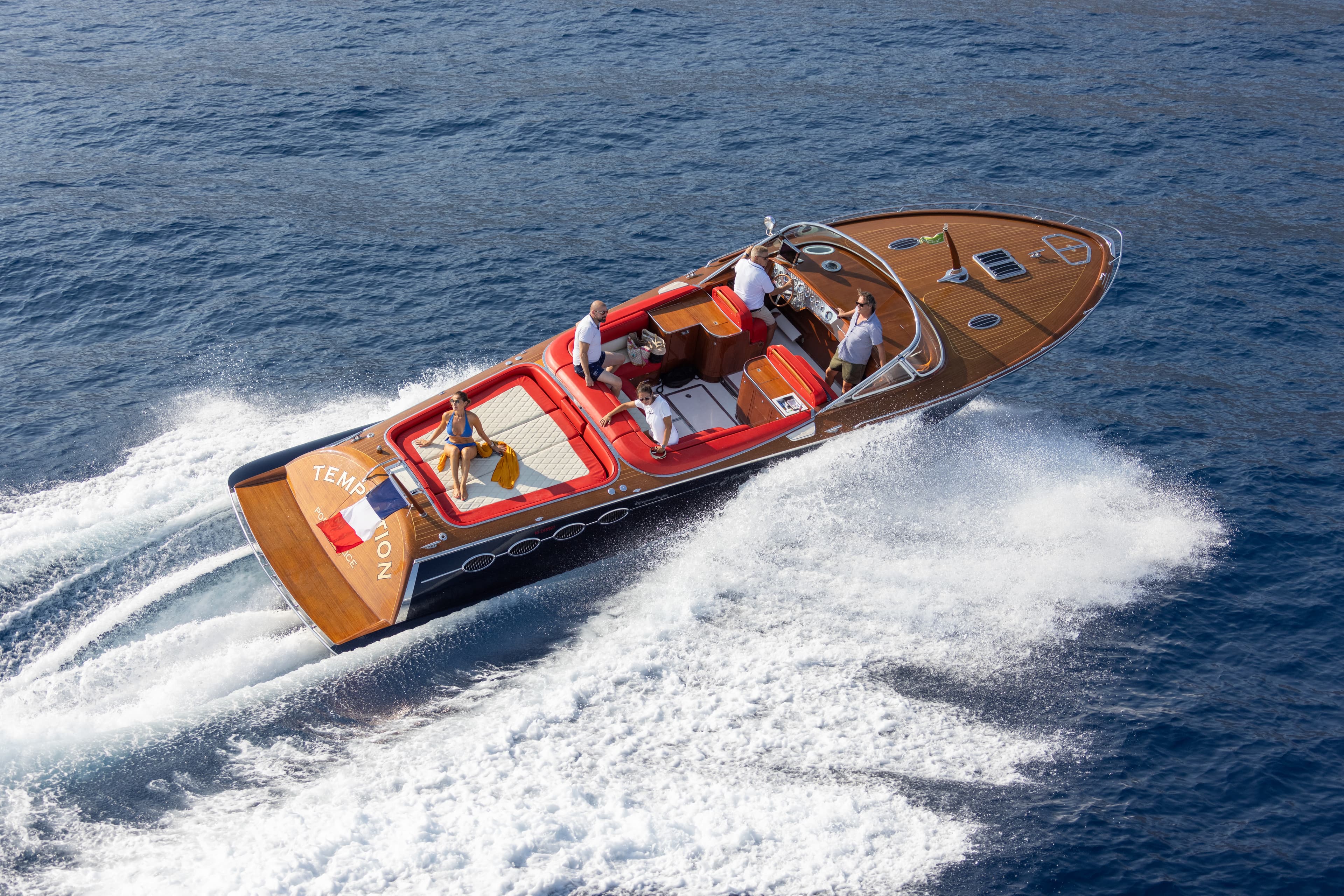 Temptation, a J Craft Torpedo, running at speed